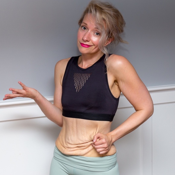 Meet your Posher, Jessica - Picture 2 of 5